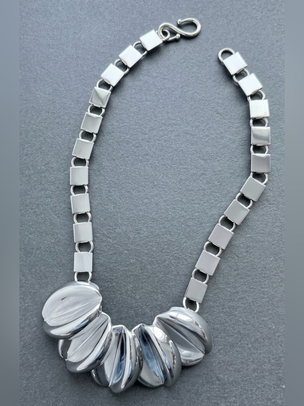 VTG Modernist Unique Shiny Chrome Necklace Chunky Bookchain Statement Tribal - Picture 4 of 4